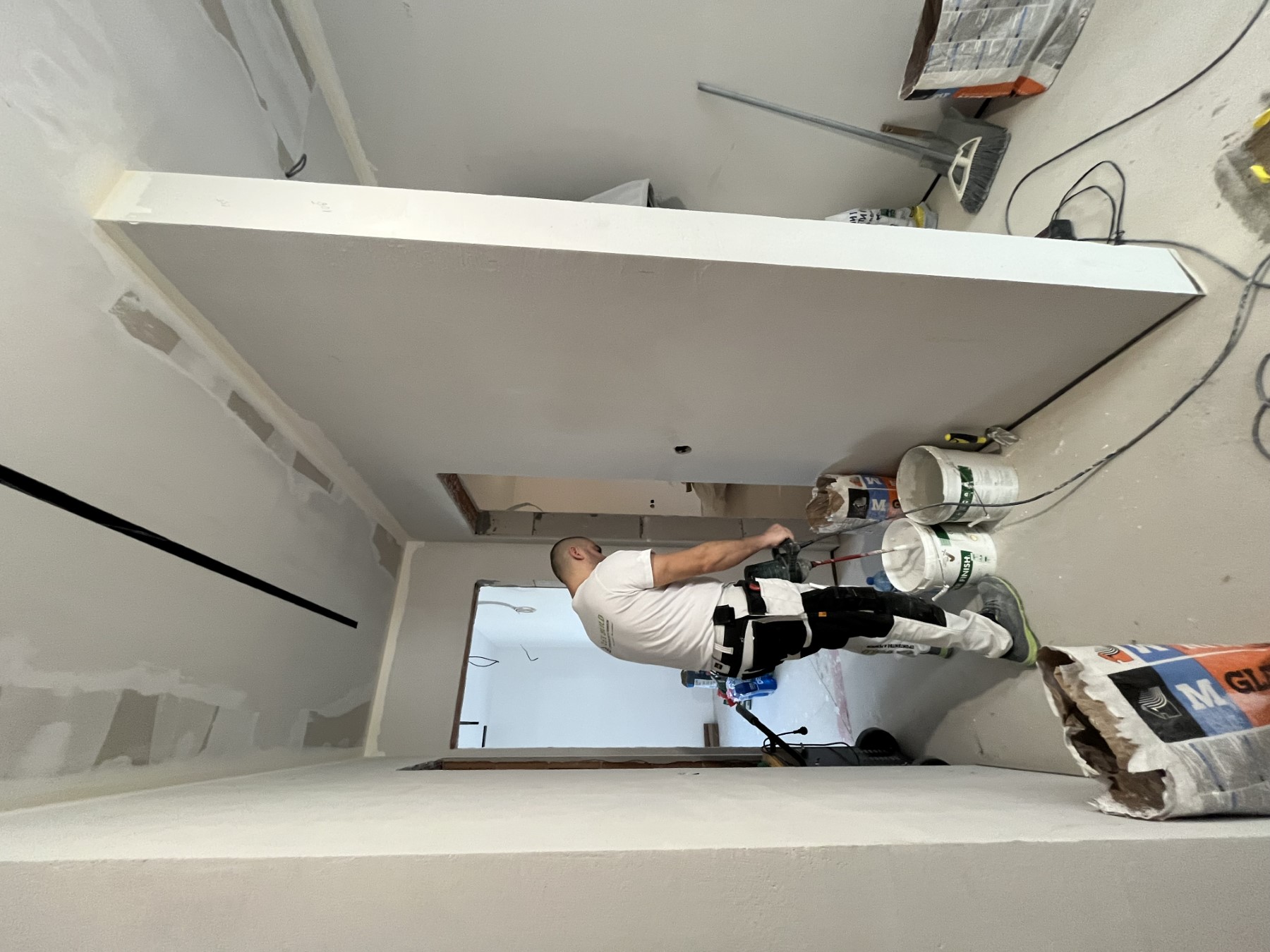 Лепене на гипсокартон