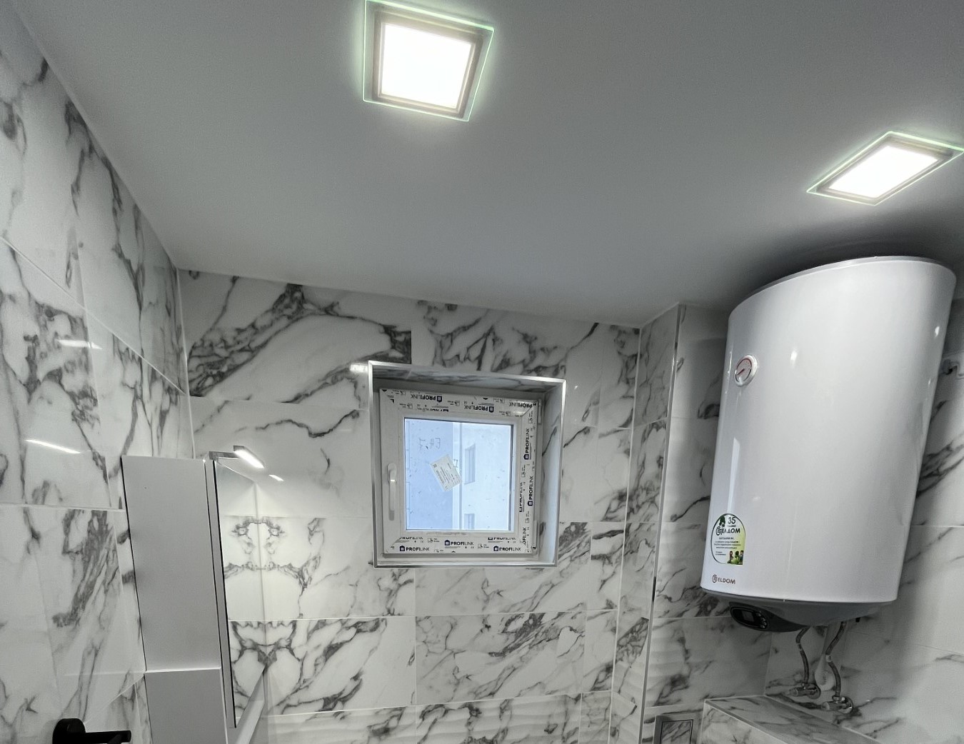 ПВЦ тавани за баня