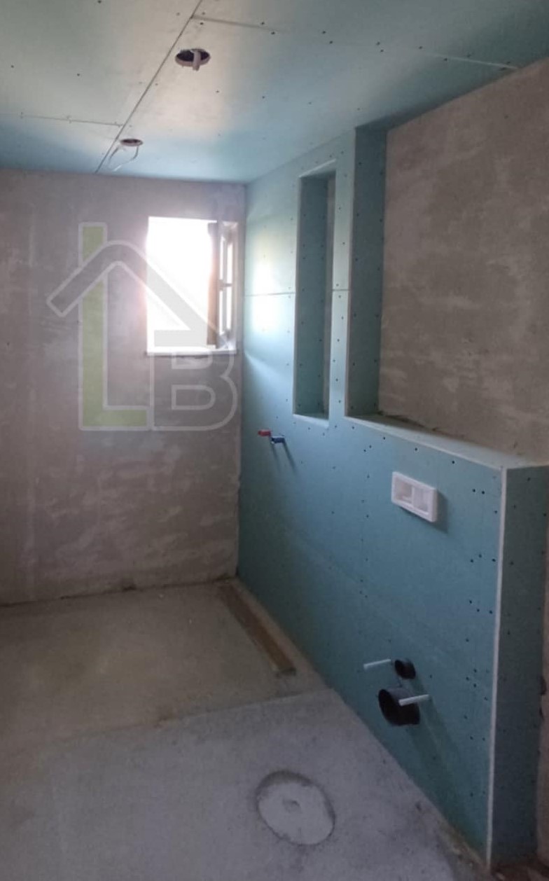 Изработка на фигури и куфари от гипсокартон